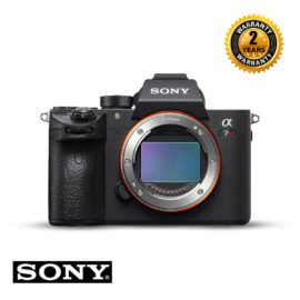Sony α7R III full-frame camera
